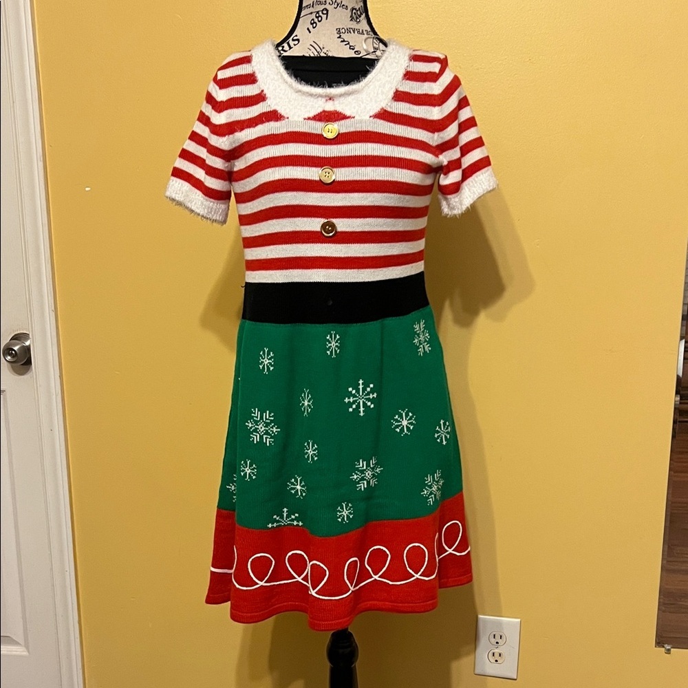 Joyland Festive chritsmas Striped Red and Green women size L